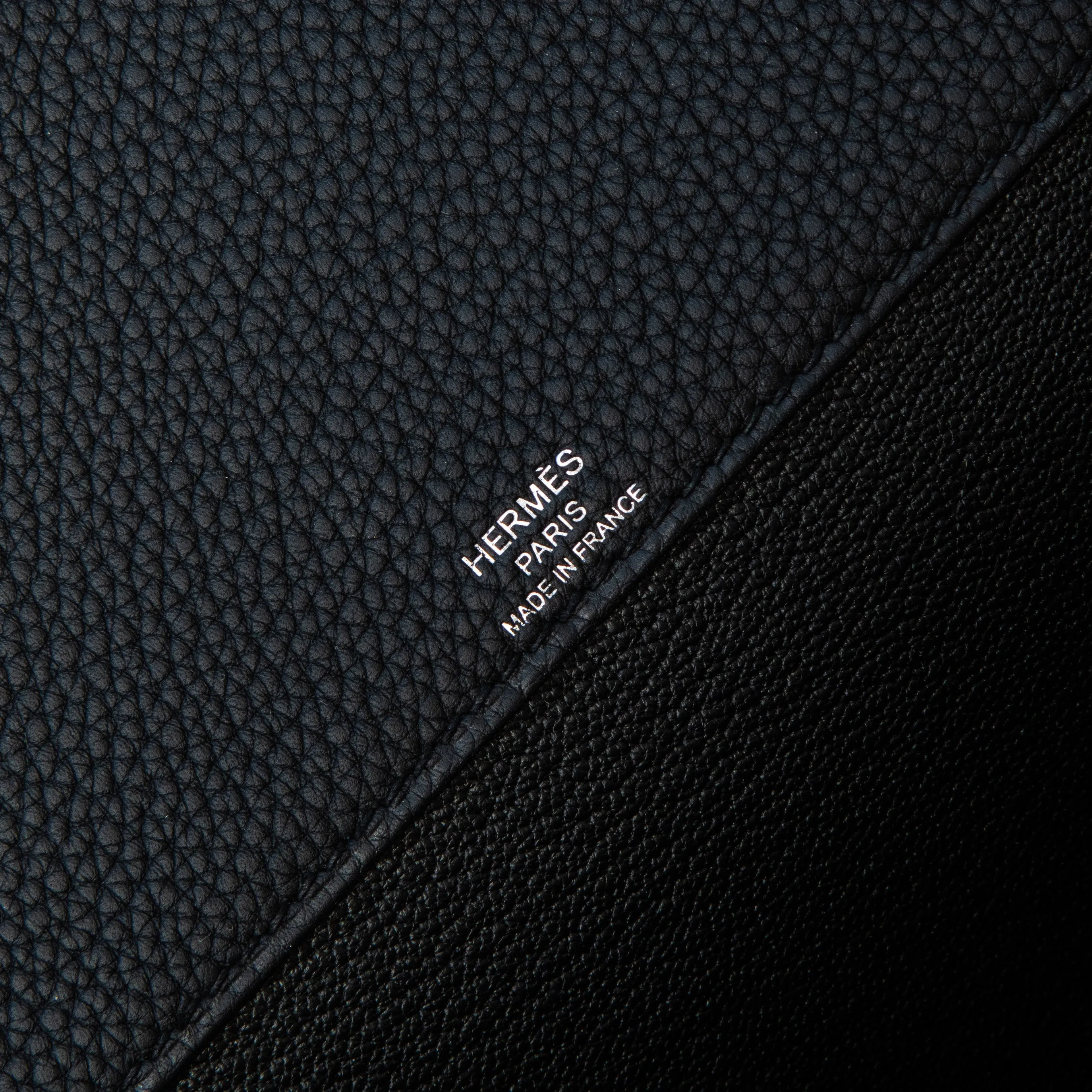Hermès Kelly Depeches 25 Black Togo Leather And Black Woolycot Pouch