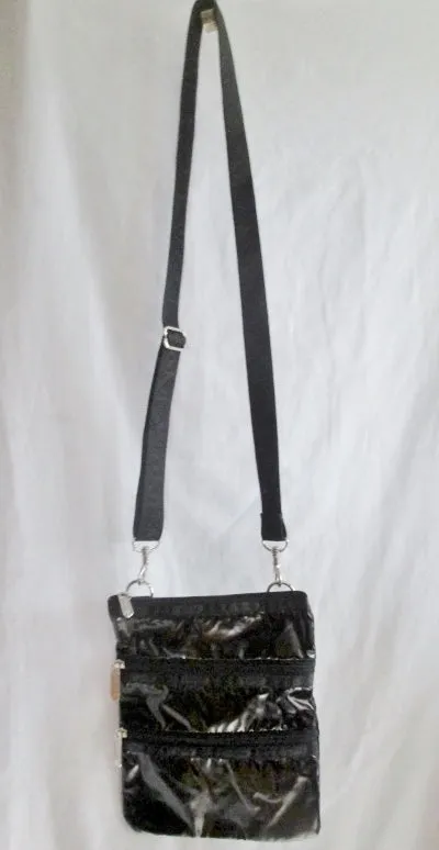 LE SPORT SAC Signature Shoulder Bag Crossbody Swingpack Purse SHINY BLACK Lesportsac