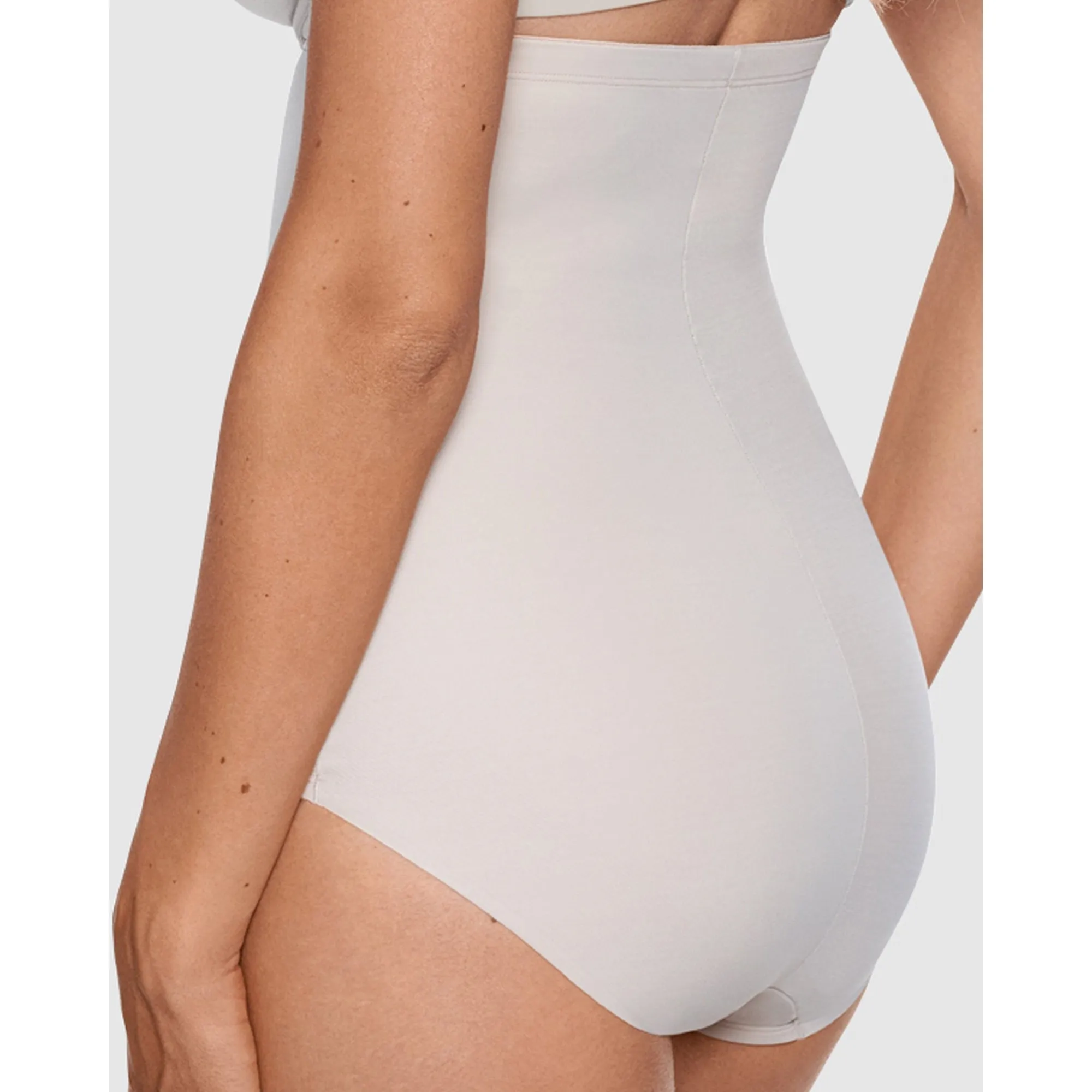 Lycra® FitSense™ Extra High Waist Shaping Brief