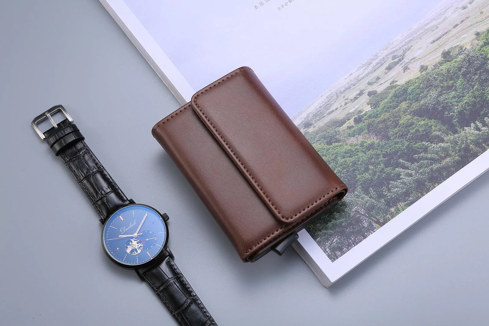 Men's New Hot Sell Fashion Retro Tri-fold Wallet
