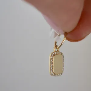 SARA GOLD DOG TAG NECKLACE