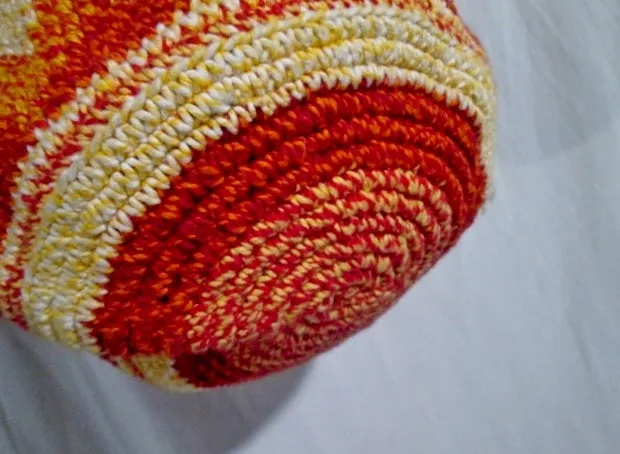 Woven Hobo Shoulder Bag Knit Vegan Handbag Purse Hippie Sling ZIGZAG STRIPE RED ORANGE