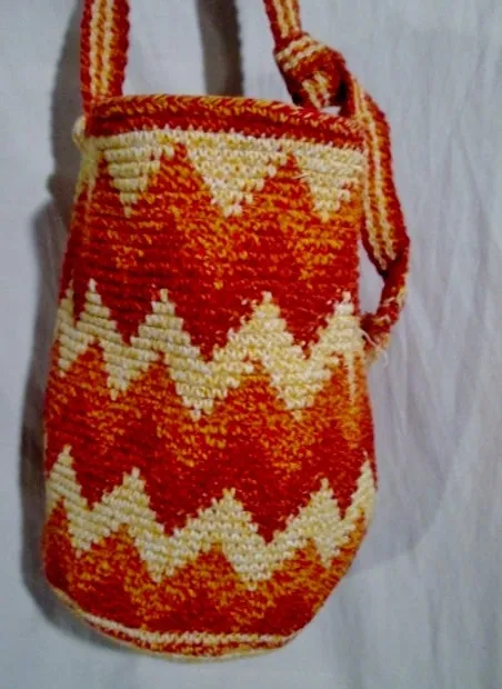 Woven Hobo Shoulder Bag Knit Vegan Handbag Purse Hippie Sling ZIGZAG STRIPE RED ORANGE